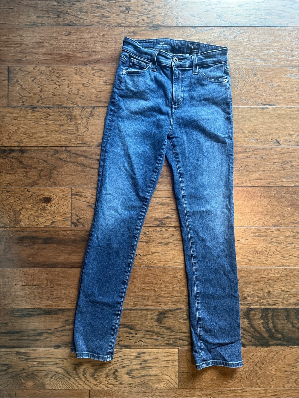 AG Mari straight leg jeans size 25 R
